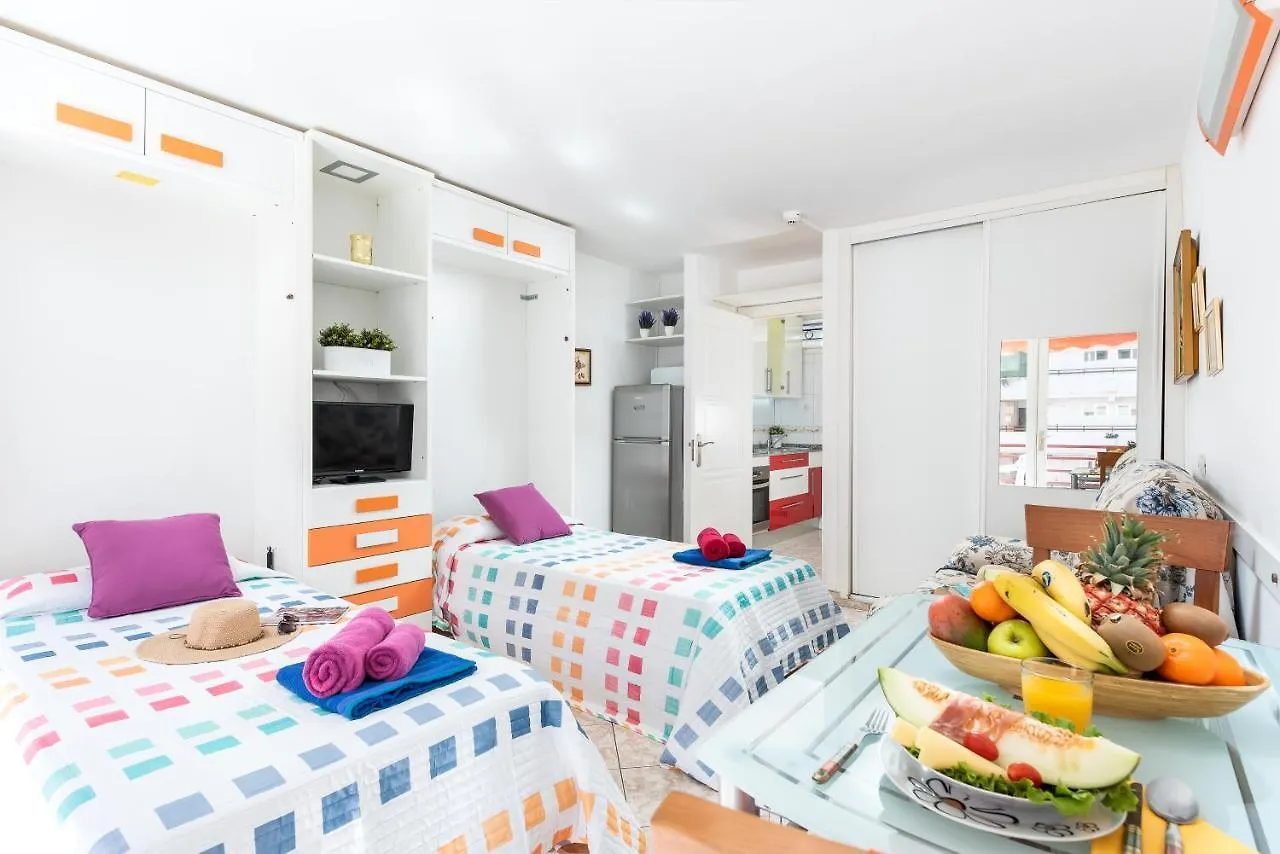 421 Olympia Central Studio Building Remodelling Playa de las Américas 0*,  Espagne