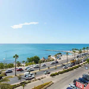 Spacious Beachfront Flat With Sea Views And Private Indoor Parking Apartment Benalmadena